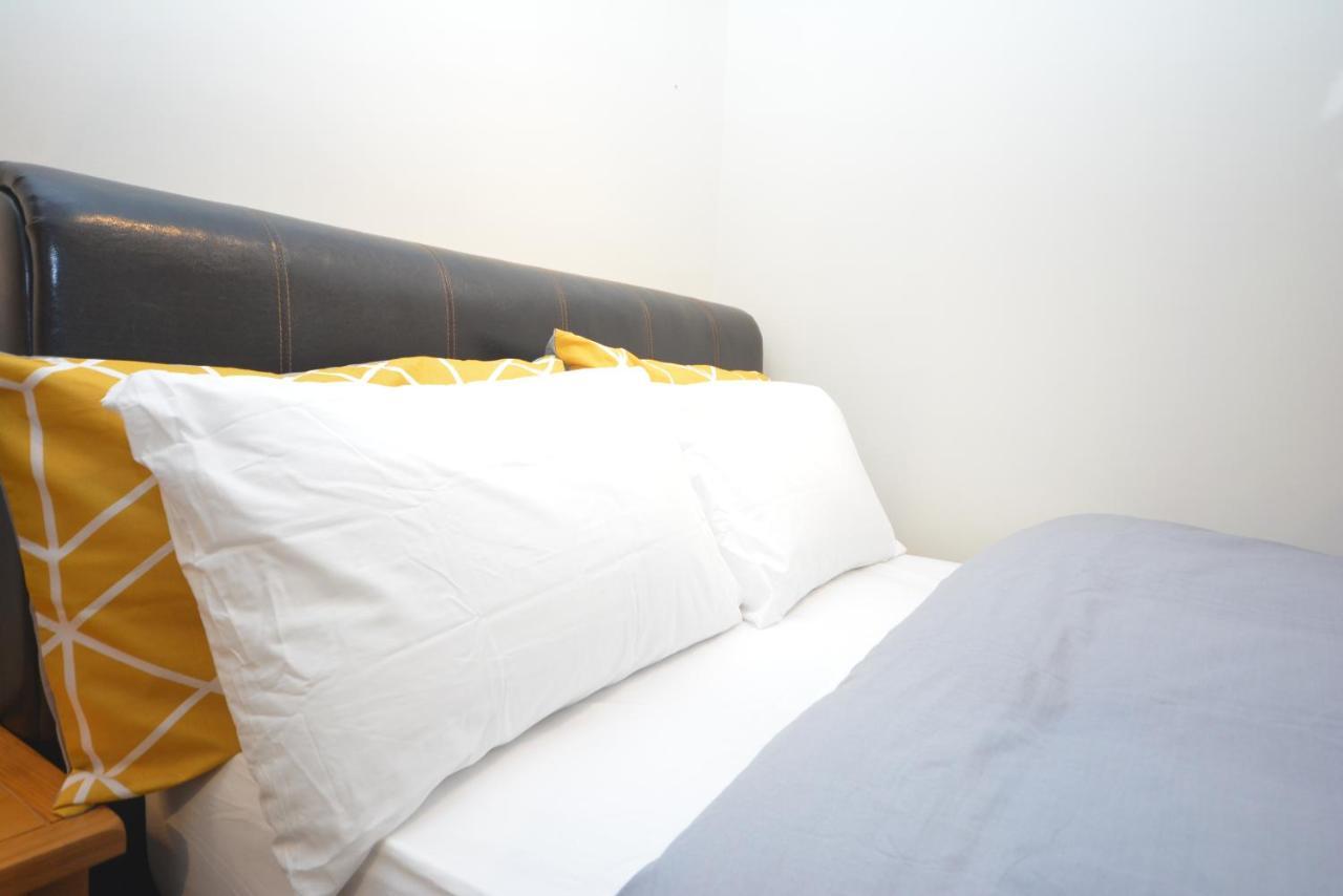 London Luxury 5 Bedroom House 2 Min Walk To The Tube Station Дагенъм Екстериор снимка